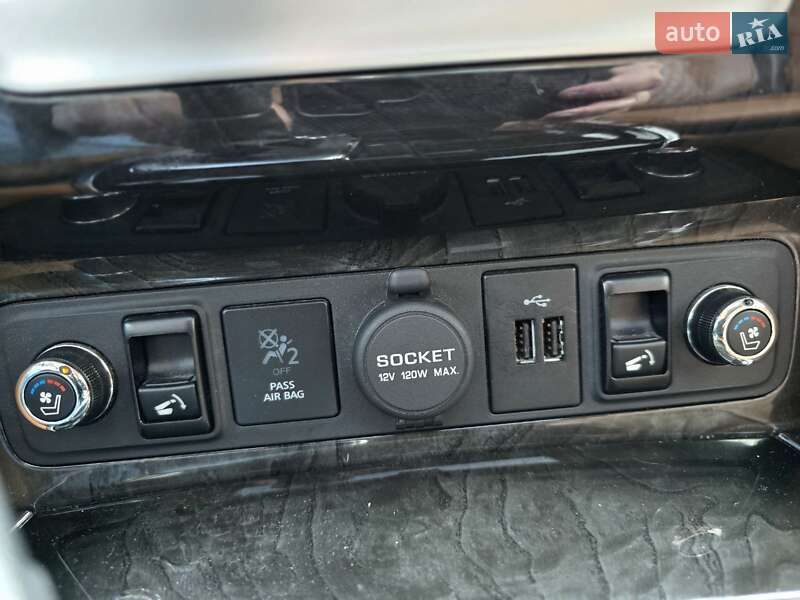 Внедорожник / Кроссовер Infiniti QX80 2017 в Львове фото 29 Внедорожник / Кроссовер Infiniti QX80 2017 в Львове