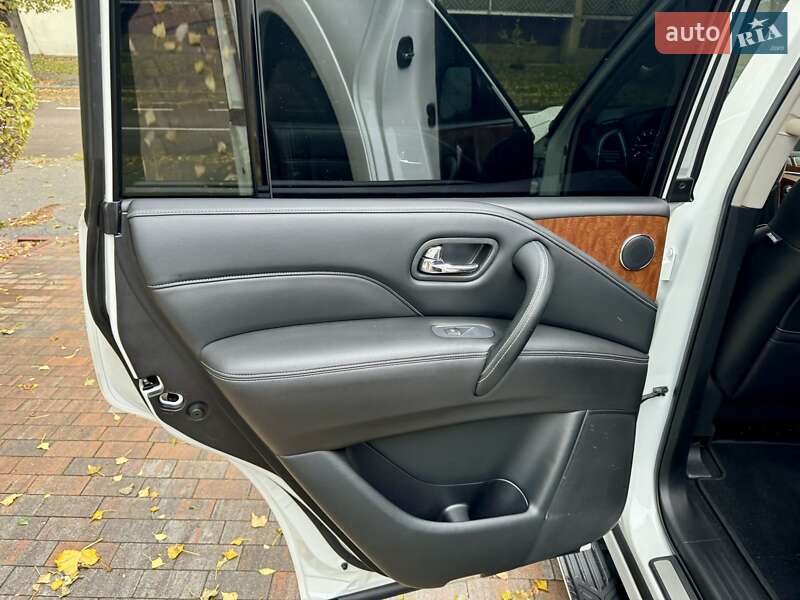 Позашляховик / Кросовер Infiniti QX80 2018 в Києві