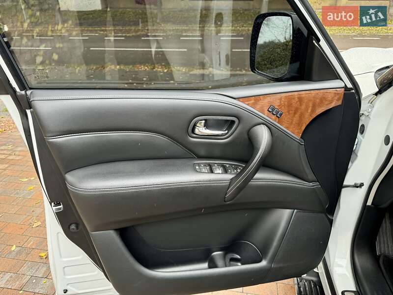 Позашляховик / Кросовер Infiniti QX80 2018 в Києві