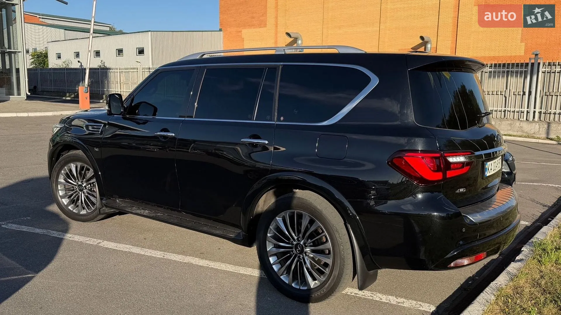 2020 Infiniti QX80 - мініатюра 12