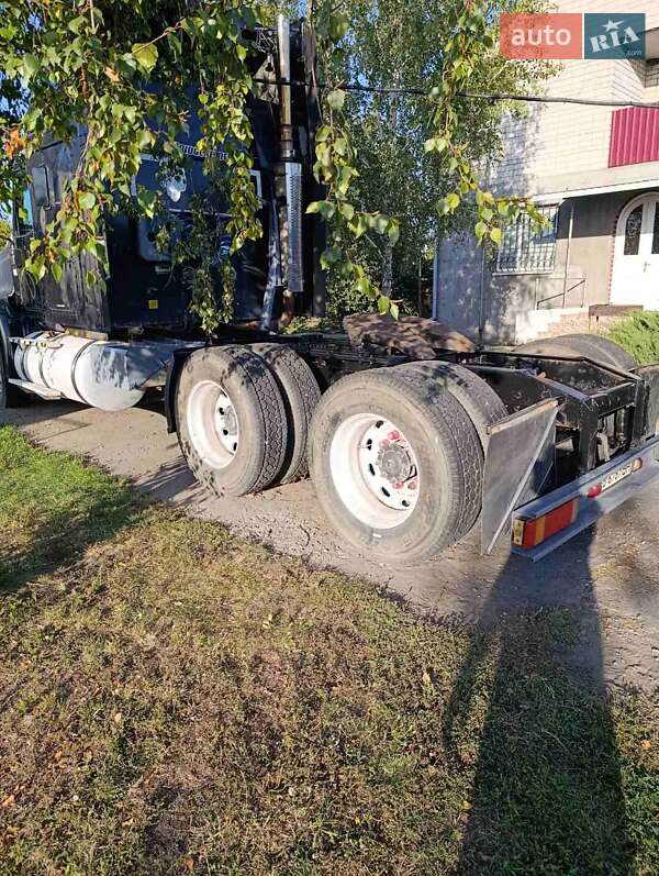 Тягач International 9200 2002 в Днепре фото 4 Тягач International 9200 2002 в Днепре