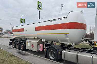Газовоз ISISAN ADR3AXST 2014 в 