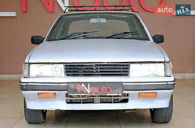 Седан Isuzu Aska 1989 в 