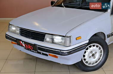 Седан Isuzu Aska 1989 в 