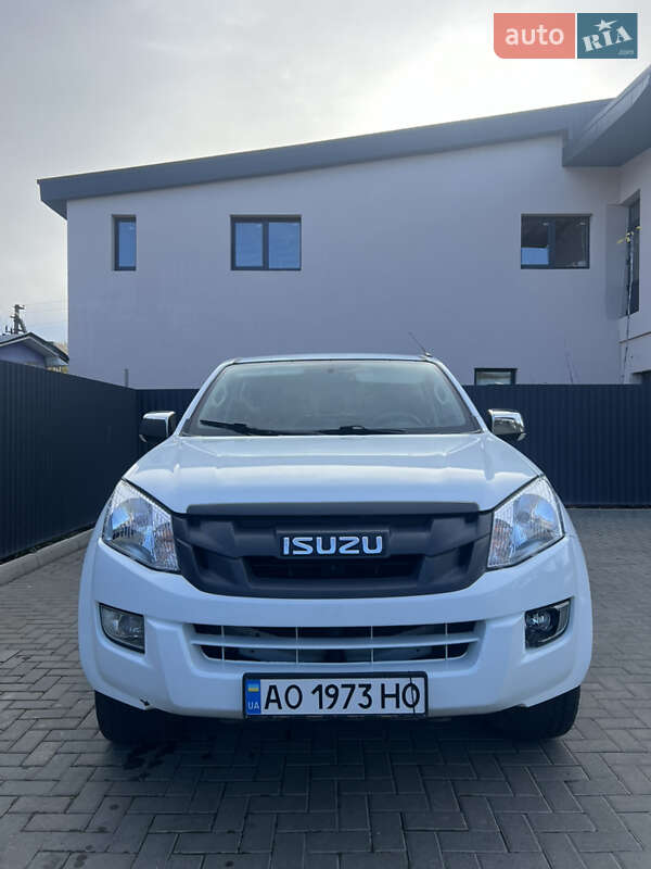 Пікап Isuzu D-Max 2015 в Ужгороді