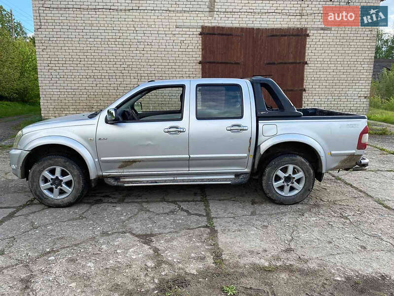 Пикап Isuzu D-Max 2004 в Гостомеле