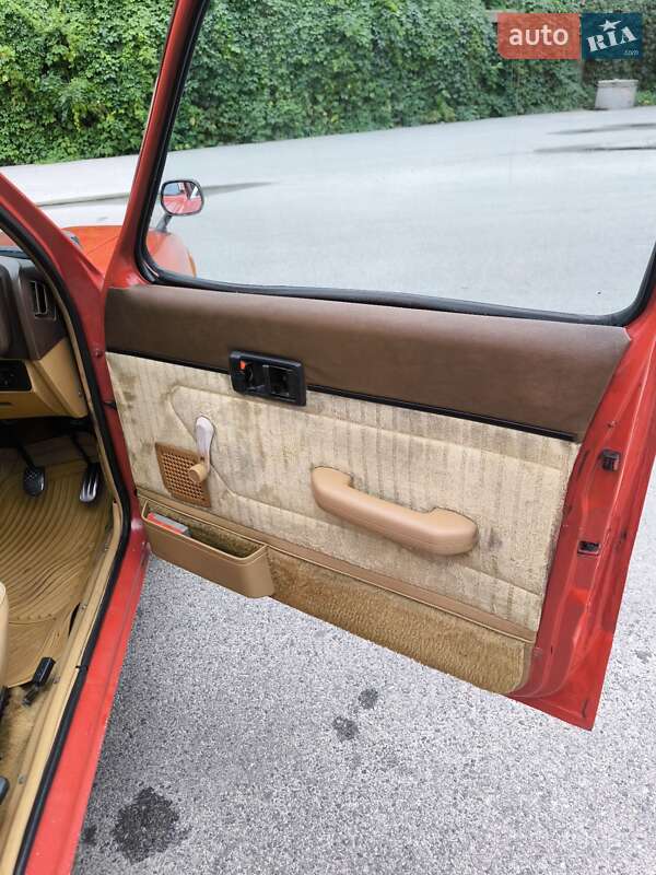 Седан Isuzu Gemini 1982 в Днепре