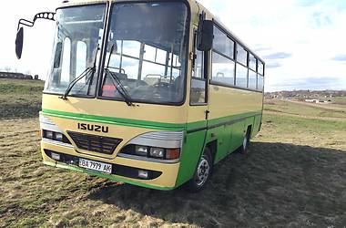 Міський автобус Isuzu MD пас 2001 в Новоукраїнці