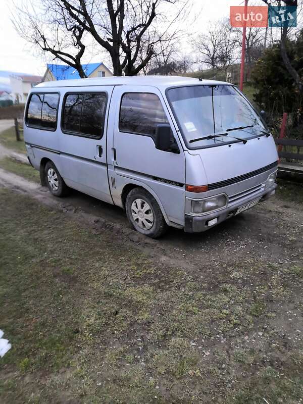 Мінівен Isuzu Midi 1992 в Тячеві фото 4 Мінівен Isuzu Midi 1992 в Тячеві