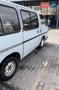Минивэн Isuzu Midi 1989 в 