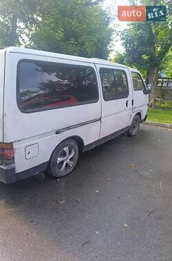 Минивэн Isuzu Midi 1996 в 