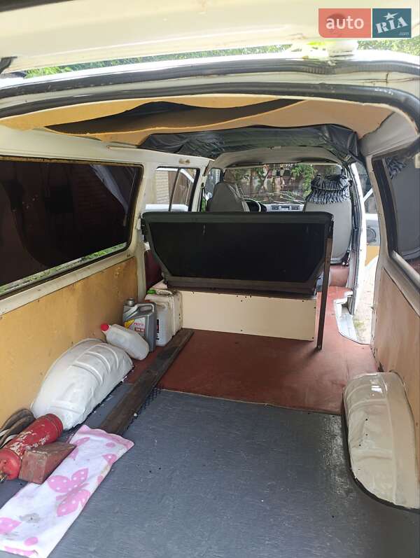 Минивэн Isuzu Midi 1996 в Киеве фото 2 Минивэн Isuzu Midi 1996 в Киеве