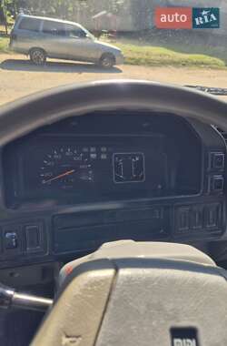 Минивэн Isuzu Midi 1994 в 