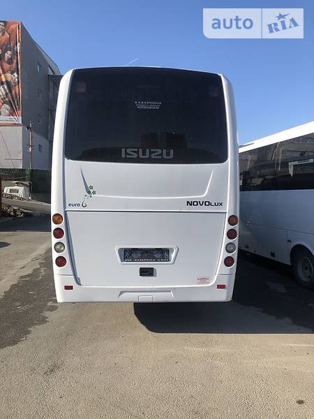 Туристический / Междугородний автобус Isuzu Novo 2017 в Киеве