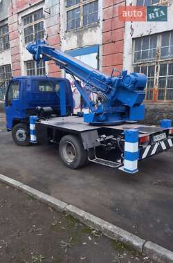 Буровая установка Isuzu NPR 2004 в 
