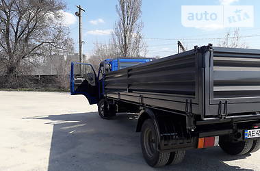 Самоскид Isuzu NQR 2008 в Новомосковську