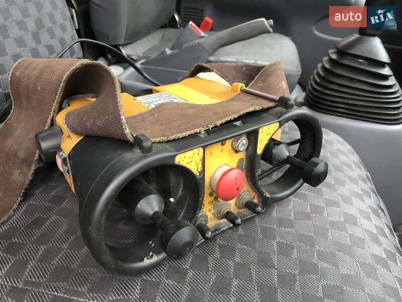 Автовишка Isuzu NQR 2008 в Одесі