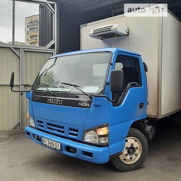 Рефрижератор Isuzu NQR 2008 в 