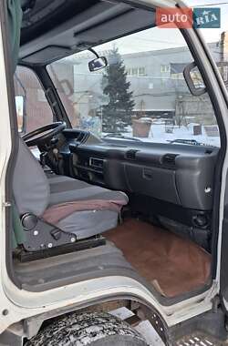 Вантажний фургон Isuzu NQR 2005 в 