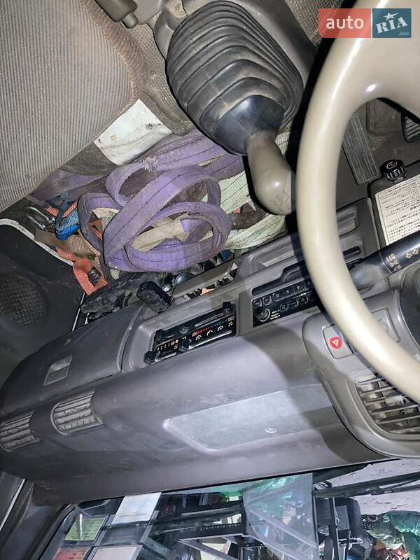 Кран-маніпулятор Isuzu NQR 2002 в Дніпрі