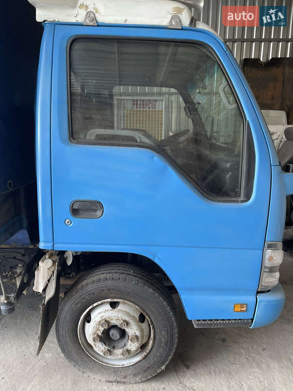 Грузовой фургон Isuzu NQR 2008 в Запорожье