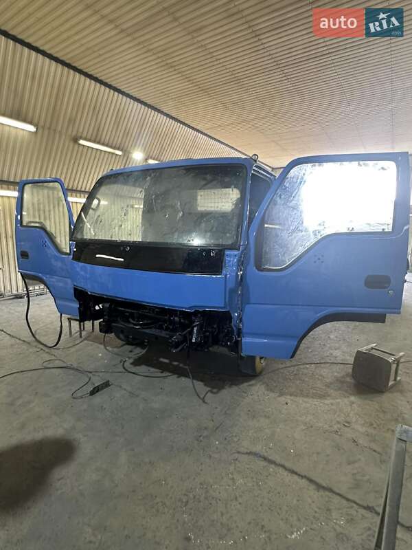 Борт Isuzu NQR 2008 в Черкассах