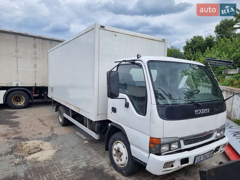 Другие грузовики Isuzu NQR 2006 в 