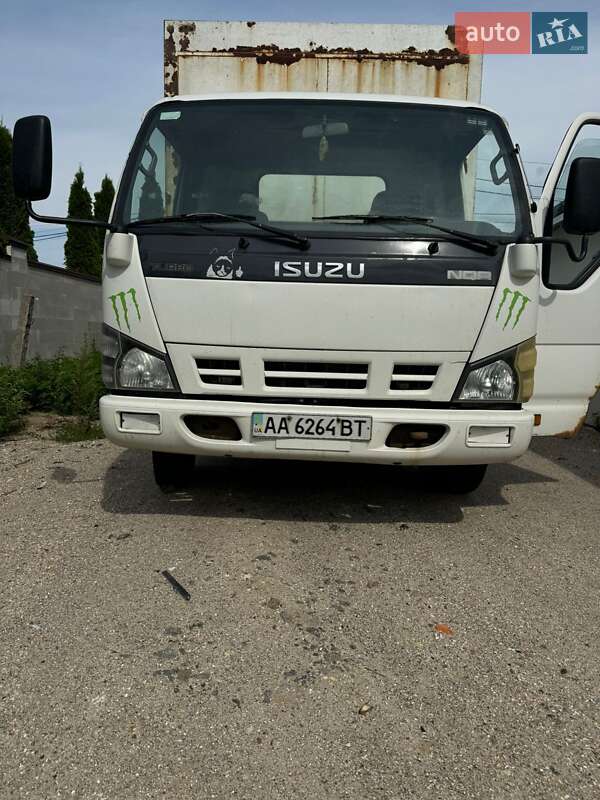 Вантажний фургон Isuzu NQR 2008 в 