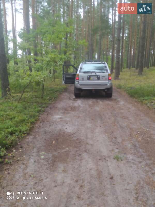 Внедорожник / Кроссовер Isuzu Rodeo 1993 в Дубровице