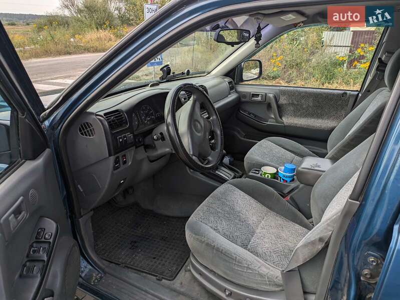 Внедорожник / Кроссовер Isuzu Rodeo 2002 в Киеве