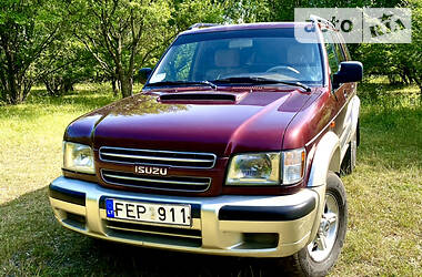 Внедорожник / Кроссовер Isuzu Trooper 2001 в Хмельницком