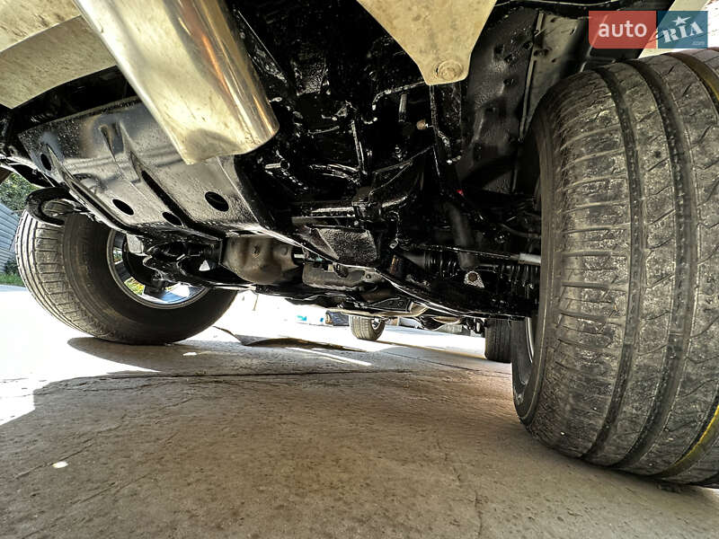 Внедорожник / Кроссовер Isuzu Trooper 2002 в Сумах