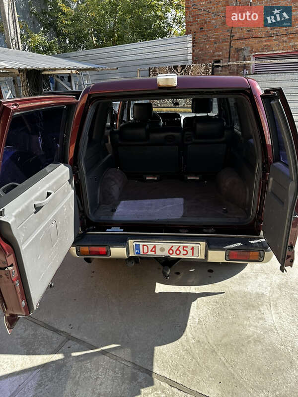 Внедорожник / Кроссовер Isuzu Trooper 2002 в Сумах