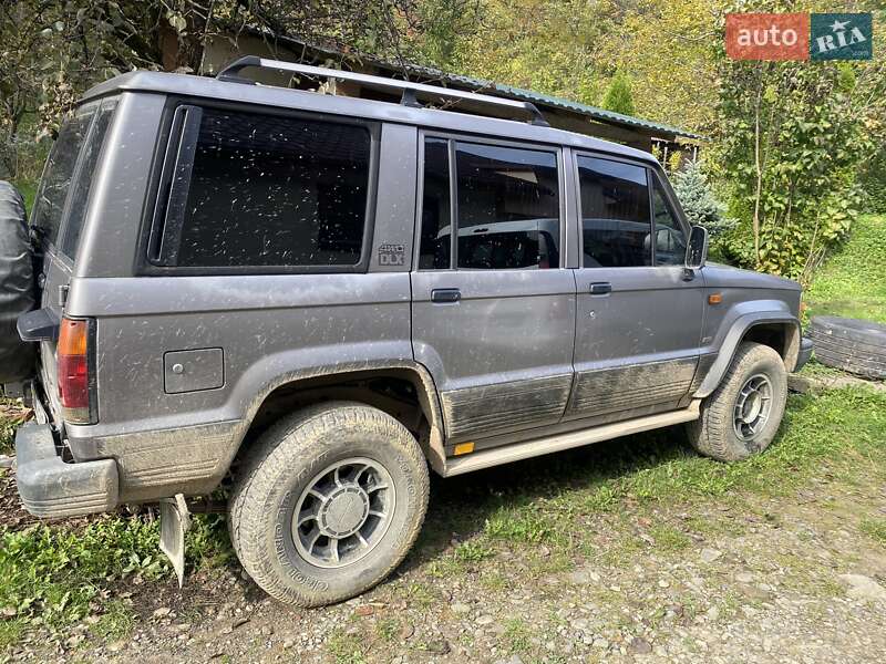 Внедорожник / Кроссовер Isuzu Trooper 1988 в Тячеве