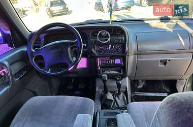 Внедорожник / Кроссовер Isuzu Trooper 1998 в 