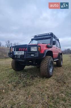 Внедорожник / Кроссовер Isuzu Trooper 1990 в 