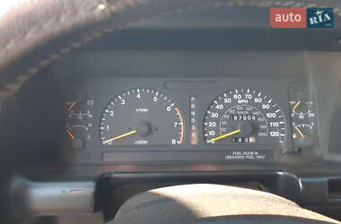 Внедорожник / Кроссовер Isuzu Trooper 1995 в 