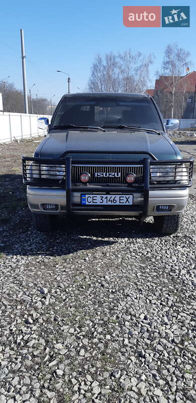 Внедорожник / Кроссовер Isuzu Trooper 1995 в Черновцах