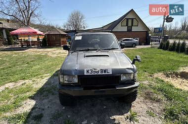 Позашляховик / Кросовер Isuzu Trooper 1992 в 