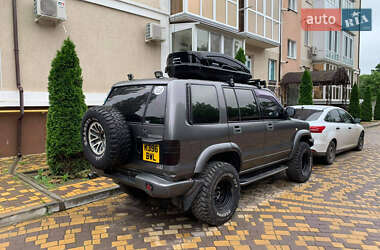 Позашляховик / Кросовер Isuzu Trooper 1992 в 
