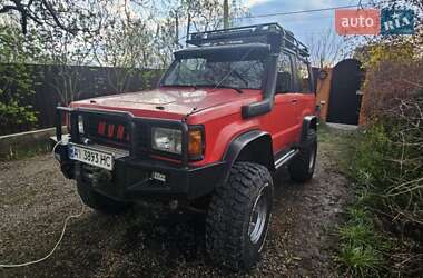 Внедорожник / Кроссовер Isuzu Trooper 1990 в 