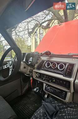 Внедорожник / Кроссовер Isuzu Trooper 1990 в 