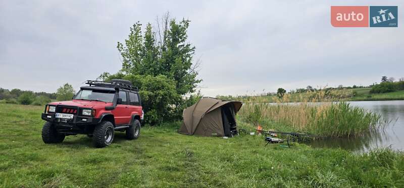 Позашляховик / Кросовер Isuzu Trooper 1990 в Кривому Розі