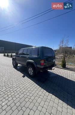 Позашляховик / Кросовер Isuzu Trooper 1996 в Надвірній