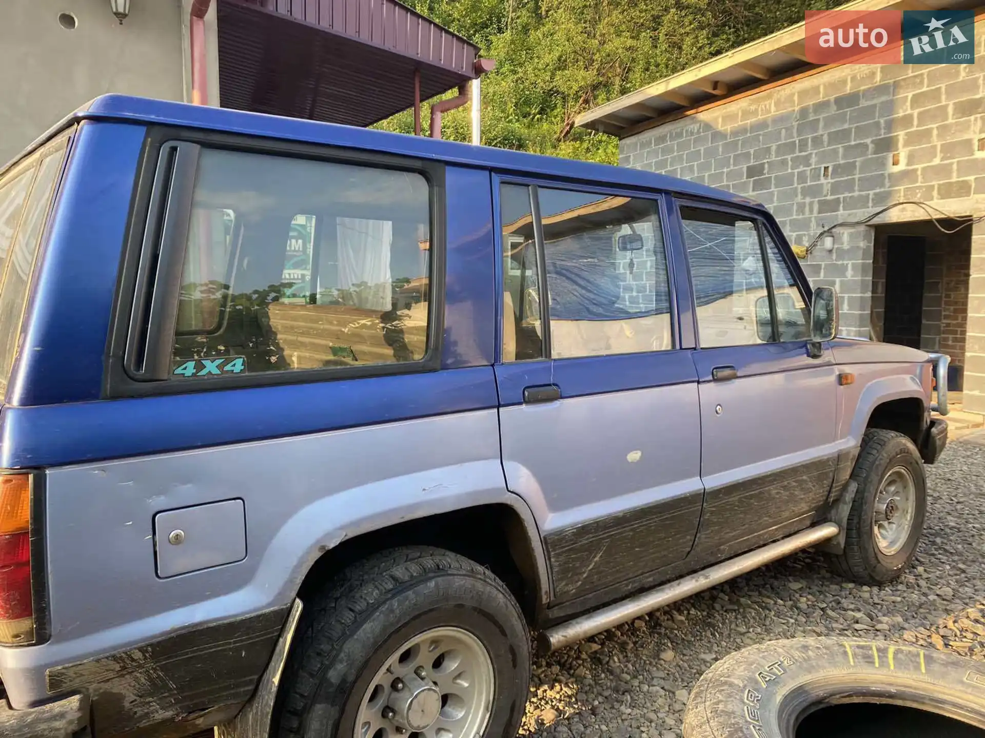 Isuzu Trooper 1987 року