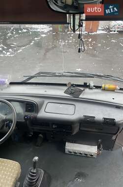 Туристический / Междугородний автобус Isuzu Turquoise 2004 в 