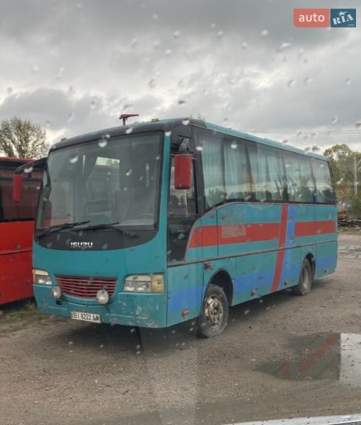 Туристический / Междугородний автобус Isuzu Turquoise 2003 в Кременчуге