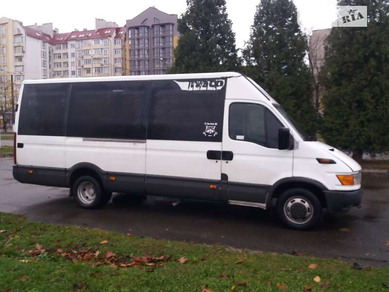 Мікроавтобус Iveco 35C13 2001 в Калуші