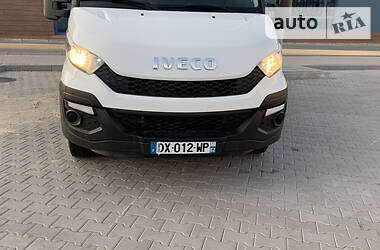 Грузопассажирский фургон Iveco 35S13 2015 в Киеве