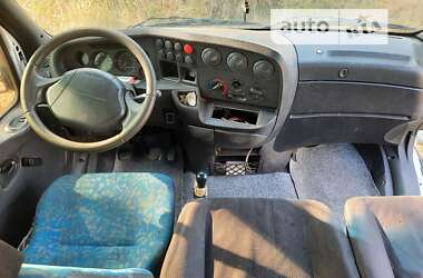 Грузовой фургон Iveco 35S13 2002 в Корсуне-Шевченковском